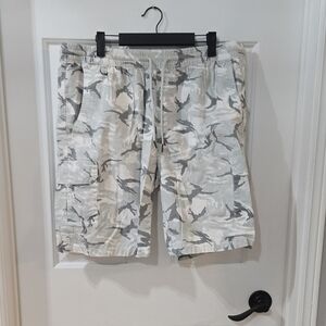 Men's Camouflage Cargo Shorts